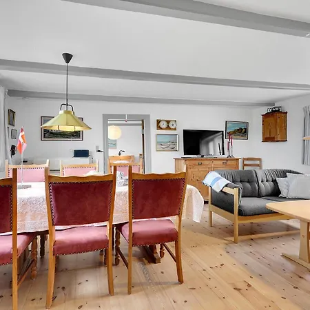 3 Bedroom Awesome In